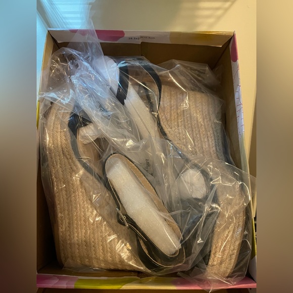 NEW Espadrille Platform Wedge Braided
Sandals Ankle Strap Size 10 Black - Picture 7 of 7